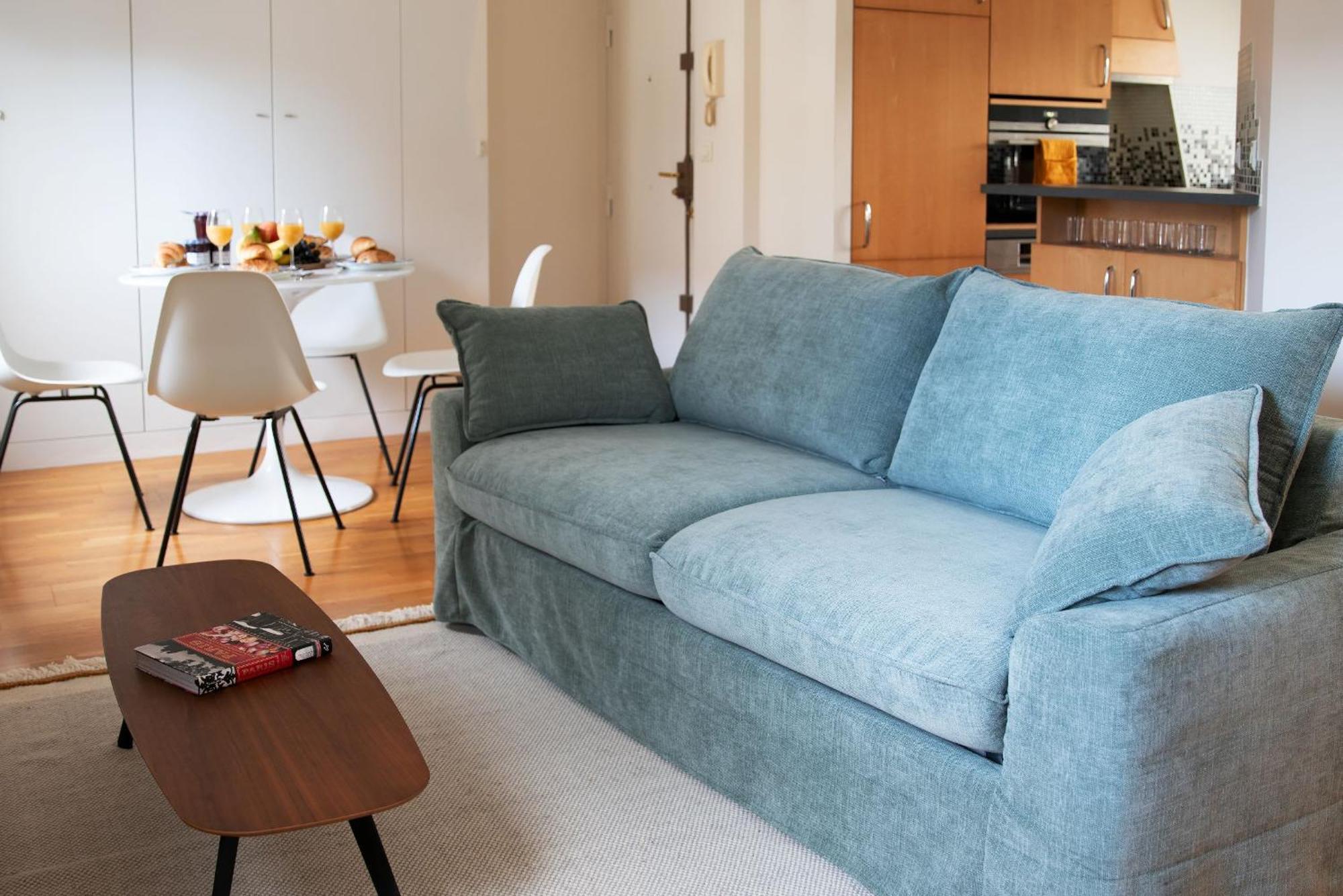 Appartamento Eiffel 2Br Avenue Parigi Esterno foto